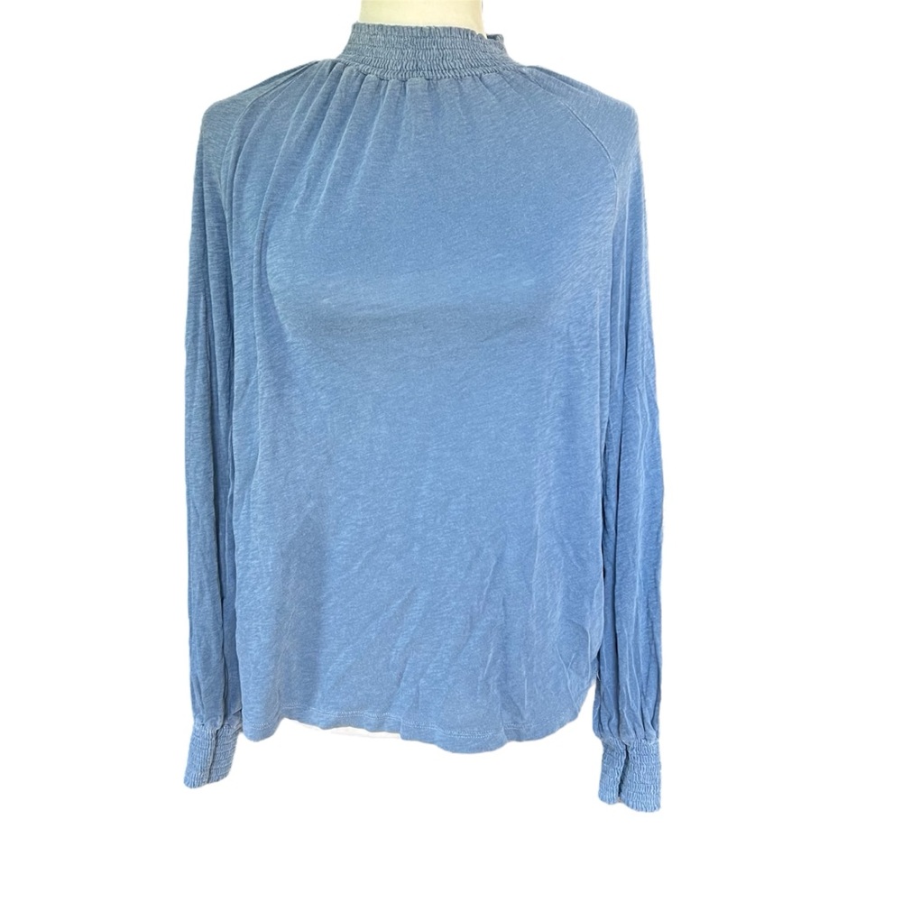 Sundry for Evereve Top Size 1 Small Smocked Raglan Sleeve Pima Cotton Blue
